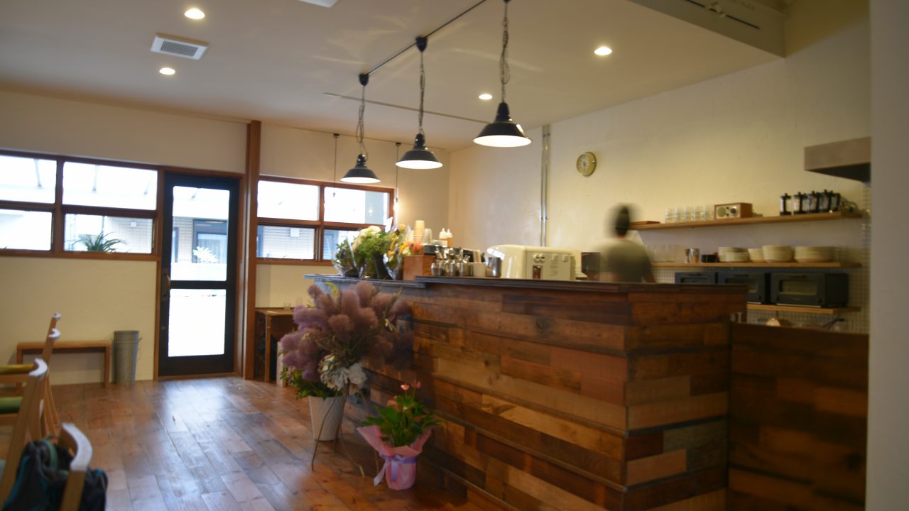 都内で漆喰をカフェに塗った施工例 漆喰と珪藻土の専門店ロハスウォール 完全自然素材 都内で漆喰をカフェに塗った施工例 漆喰と珪藻土の専門店ロハスウォール 完全自然素材