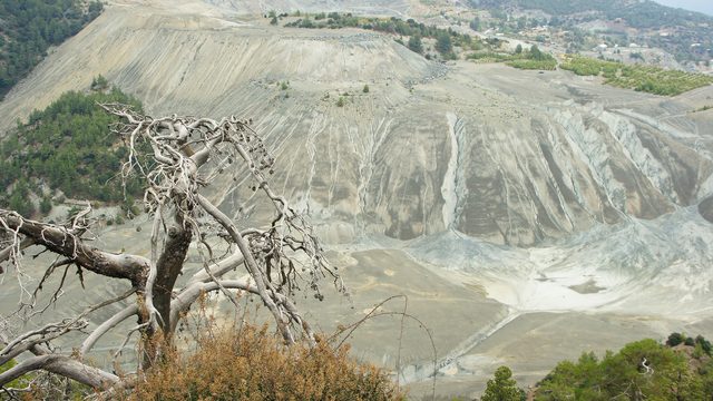 アスベスト鉱山