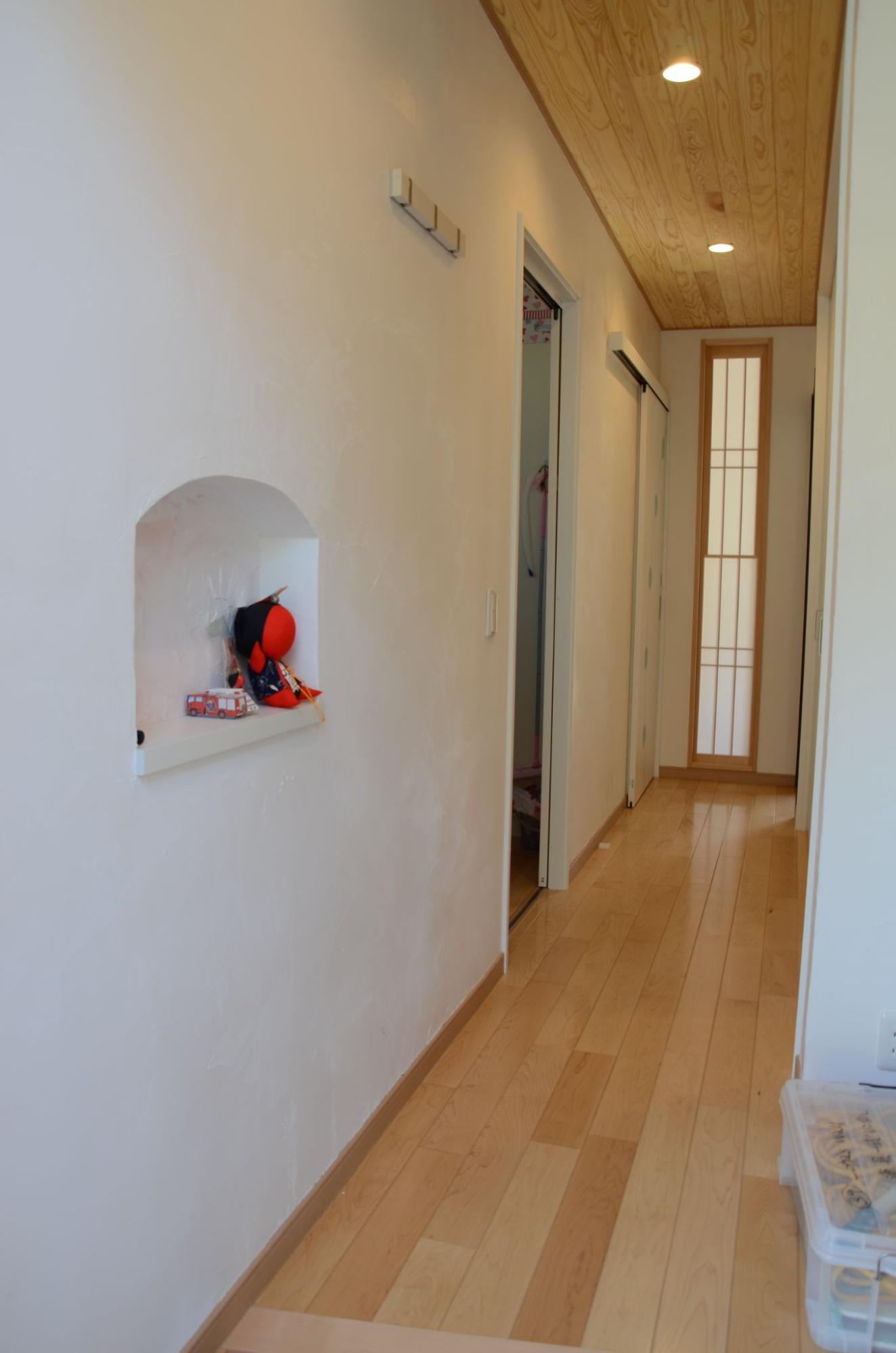 漆喰と珪藻土どっちを塗ればいいのか 価格や性能 施工費用について 漆喰と珪藻土の専門店ロハスウォール 完全自然素材