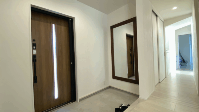 漆喰施工事例_玄関ホール