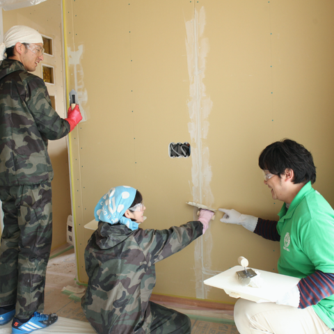 はじめての塗り壁DIYを徹底サポート